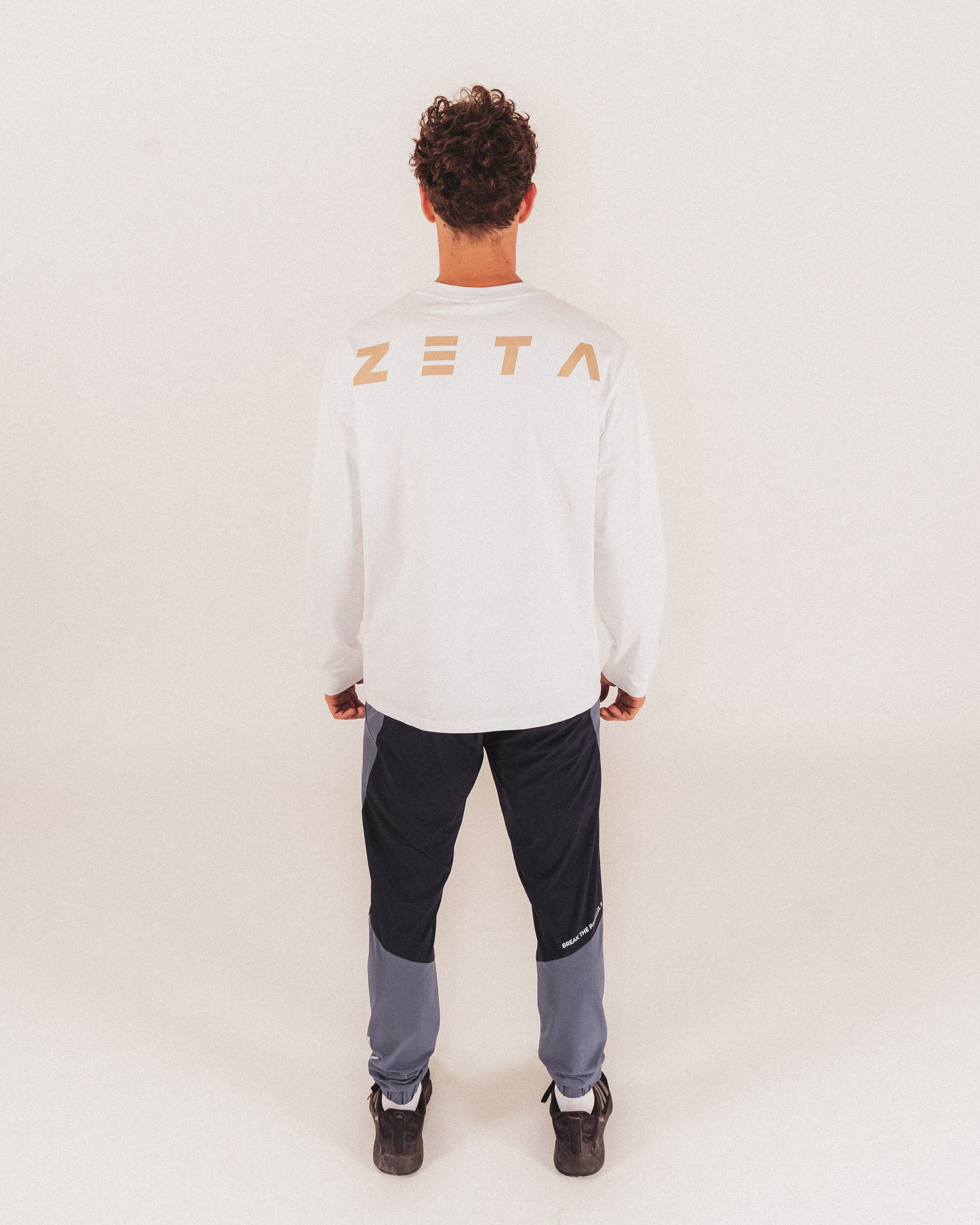 Long Sleeve T-Shirt White Pegasus Shield