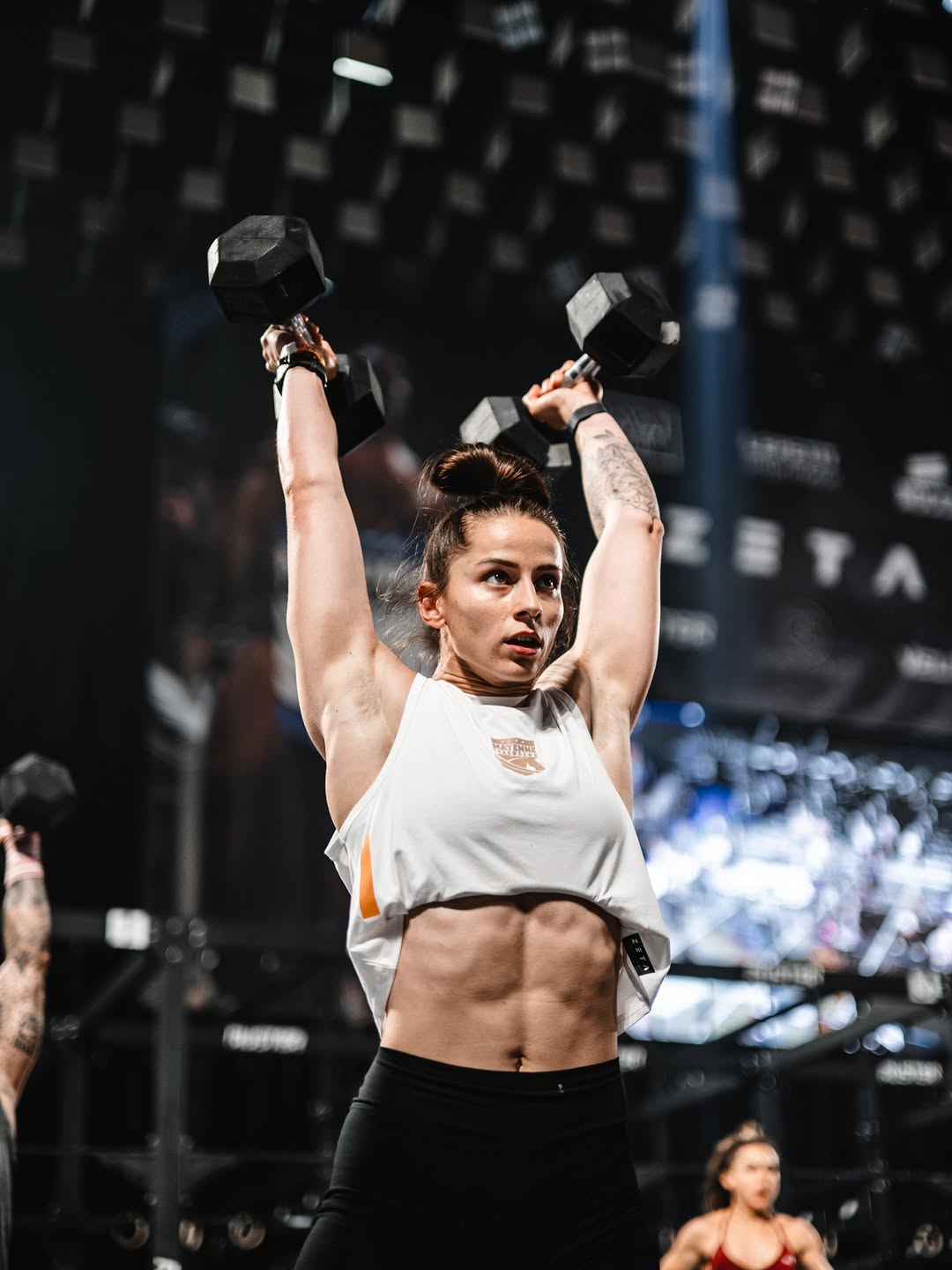 Woman Muscle Crop MT25 Arctic White